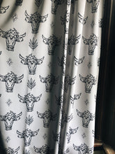 Load image into Gallery viewer, Cowdy - Curtain