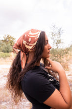 Load image into Gallery viewer, Horseshoe Silk Western Bandana